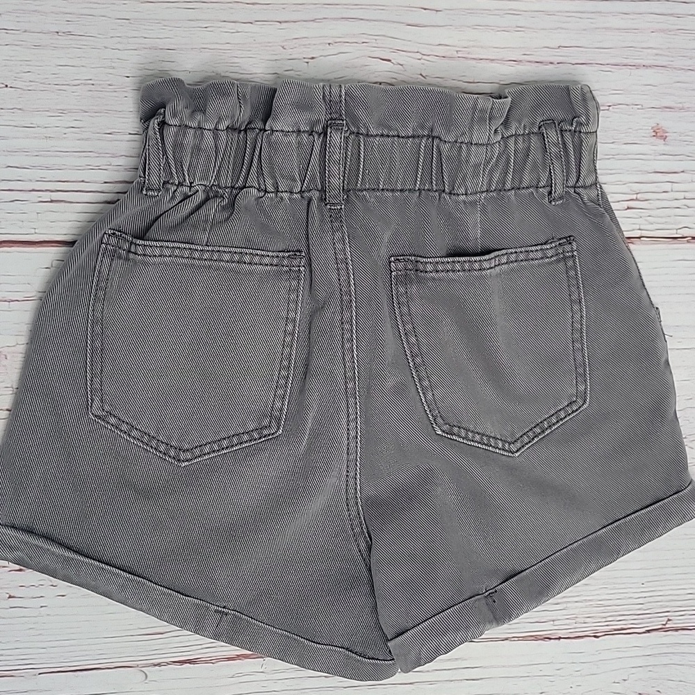 DAY + MOON Women's Gray High-Waisted Shorts NWT Size Small - Picture 6 of 7